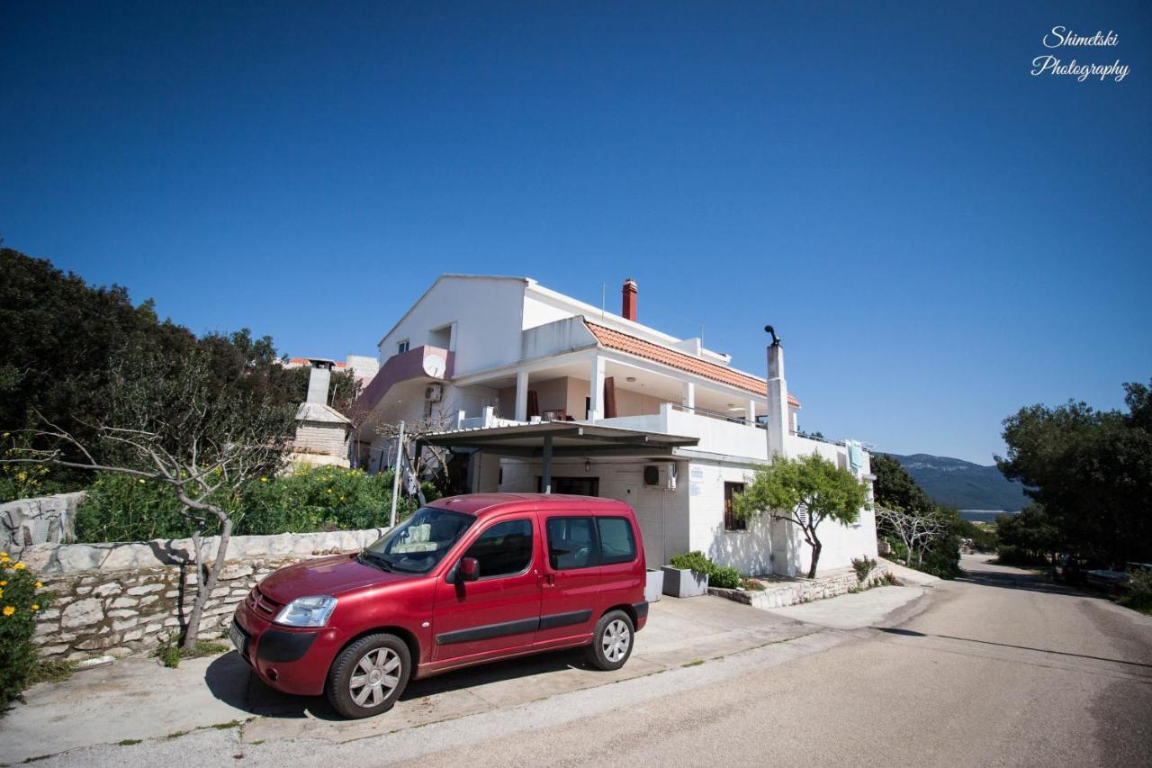 Apartments By The Sea Zavalatica, Korcula - 247 Exterior photo