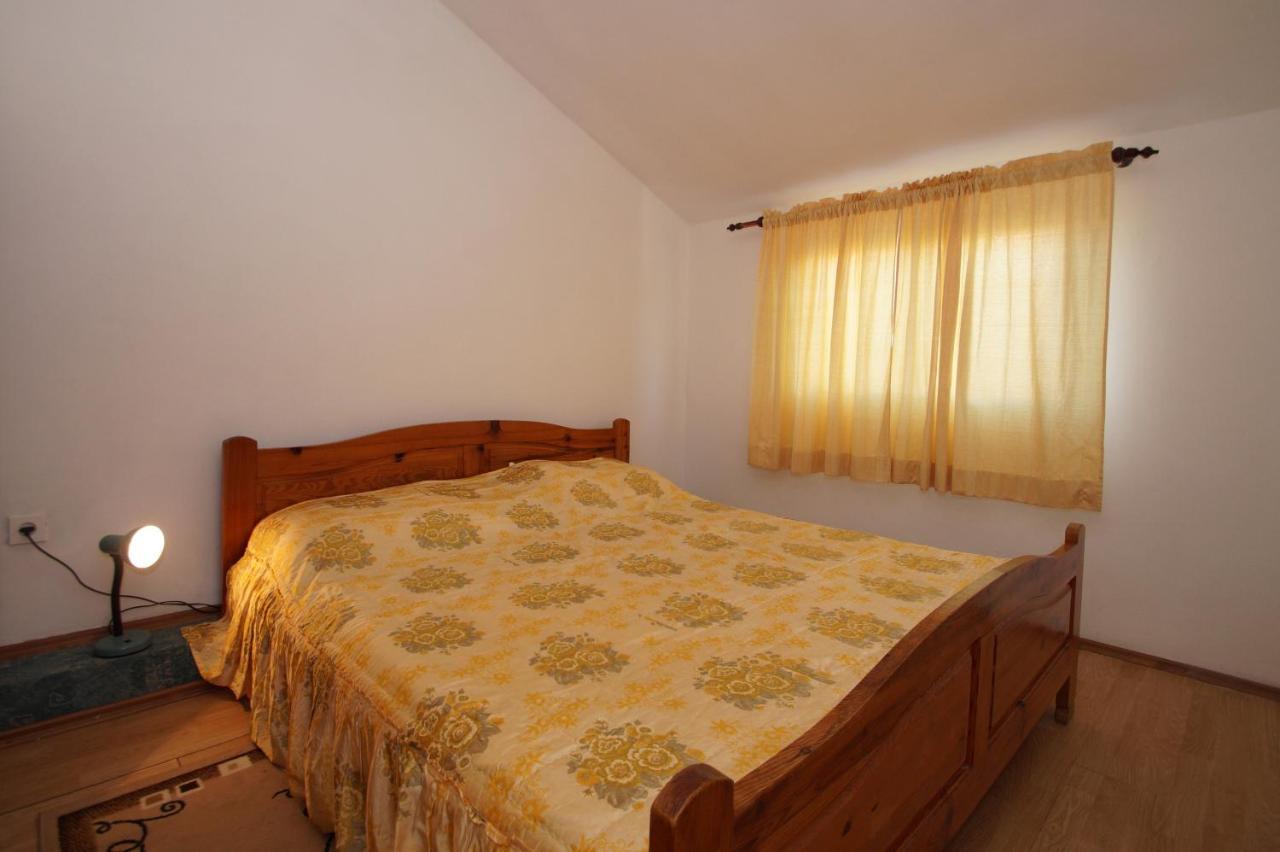 Apartments By The Sea Zavalatica, Korcula - 247 Exterior photo
